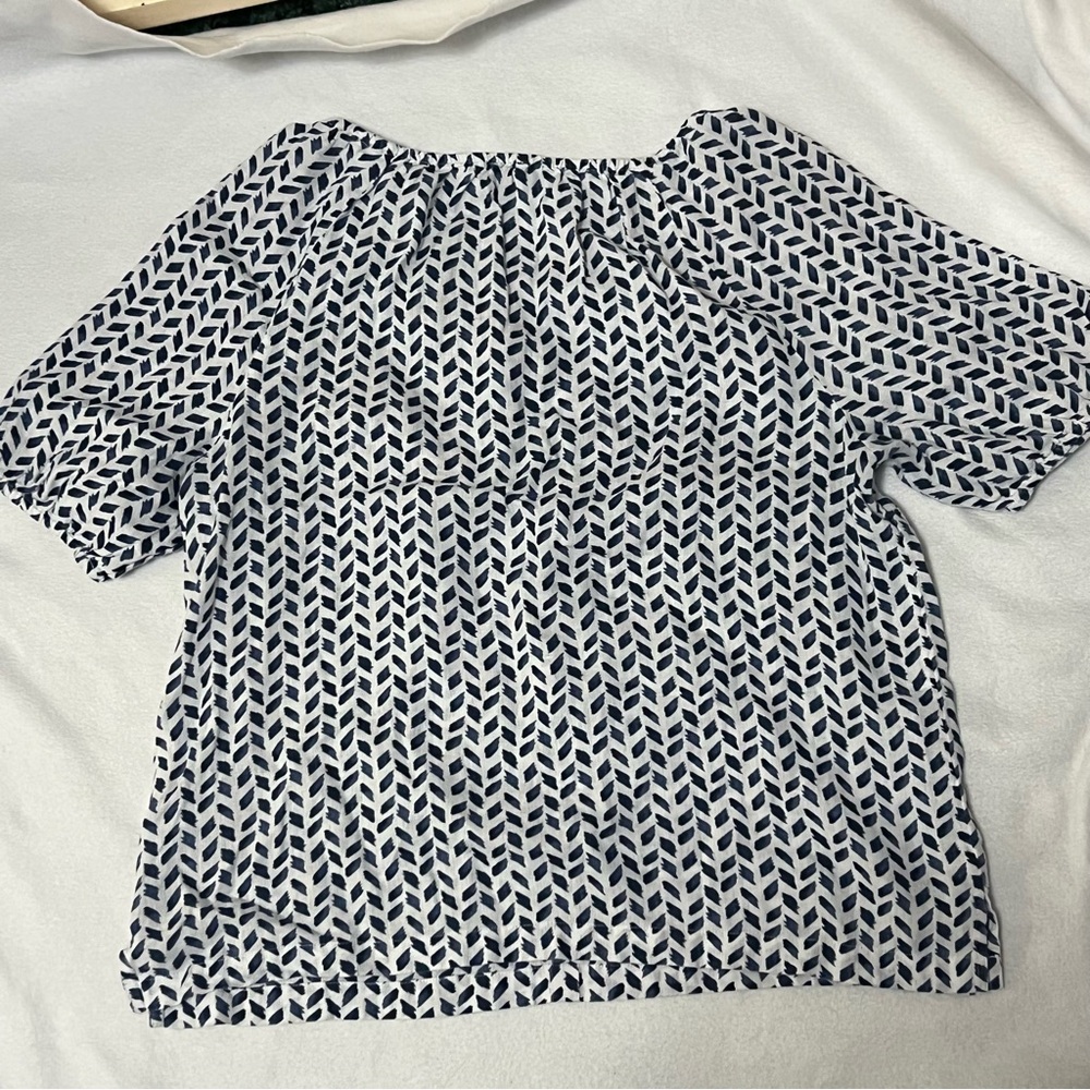 talbots 100% linen button down top - Picture 5 of 8